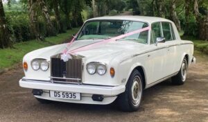 White Rolls Royce Silver Shadow II (Passengers: 4) Rolls Royce Silver Shadow II man and van service